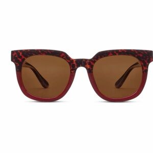 Leopard Tortoise/Red / Bifocal / 2.50 Women's Sunglasses with Vera Bradley case